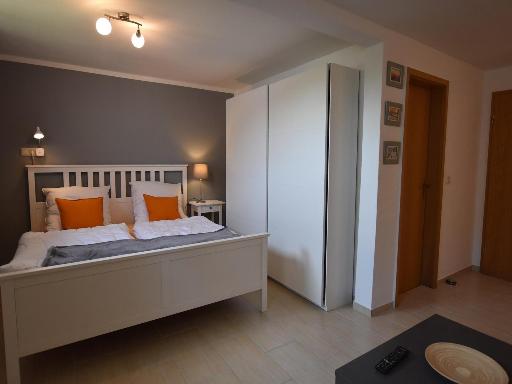 Beautiful Apartment In Robertsdorf With Garden Blowatz Zewnętrze zdjęcie
